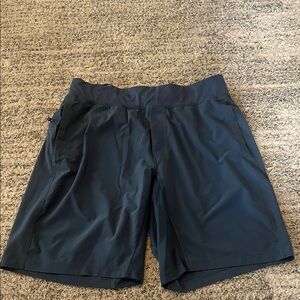 Lululemon mens shorts